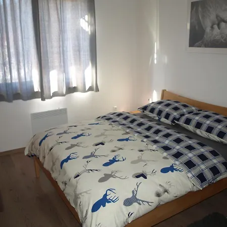 Lägenhet Apartman Zen *
